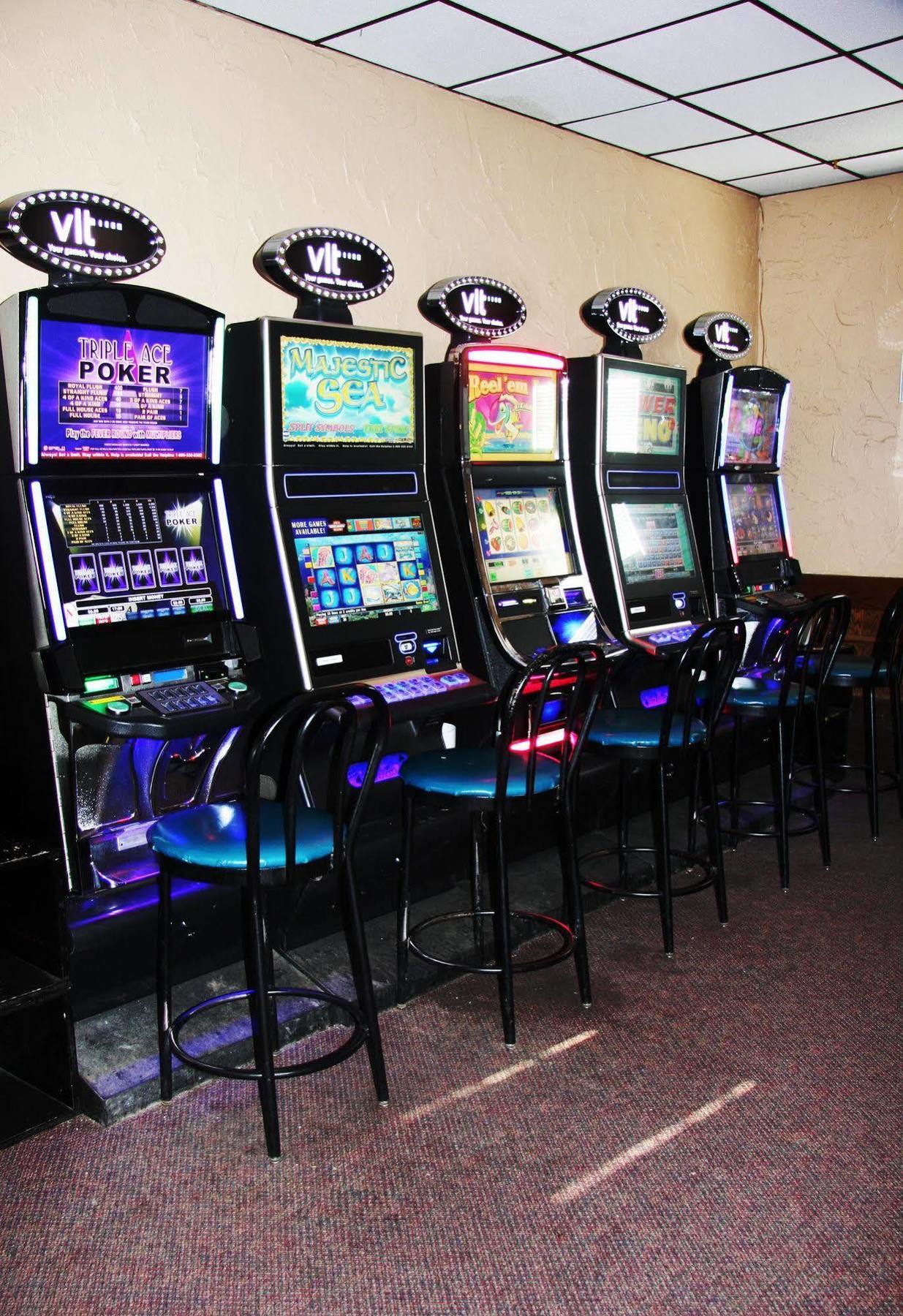 Springs Motor Inn Wainwright 外观 照片